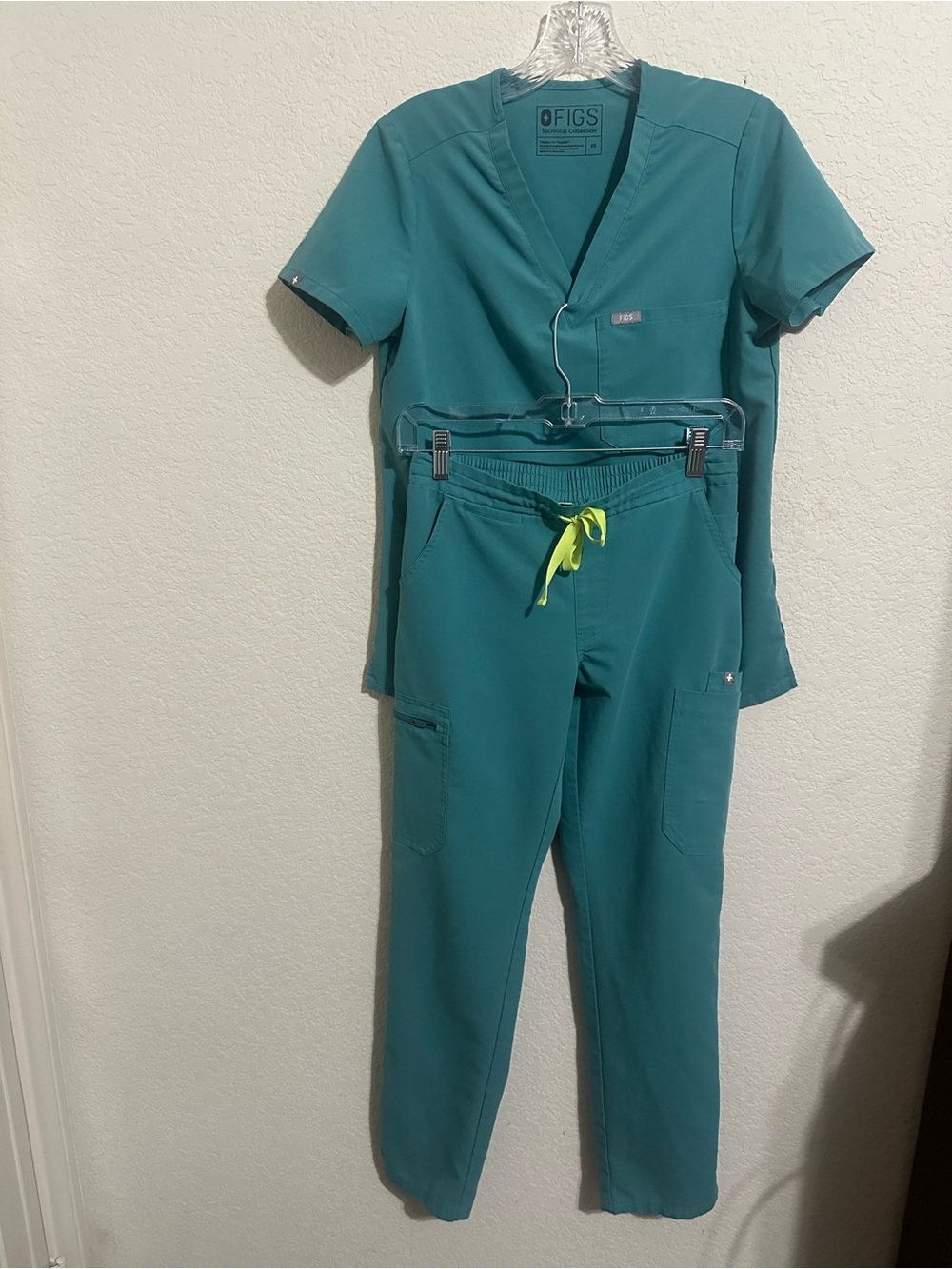 Figs Teal Scrub Set size XS Yola Pants